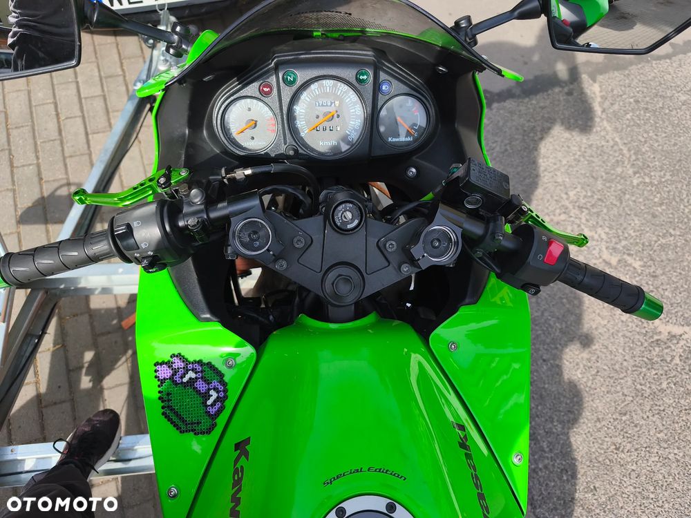 Kawasaki Ninja 250R - 4