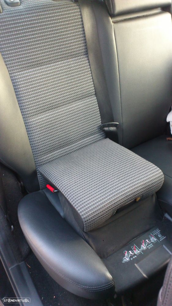 Mercedes-Benz A 200 - 20