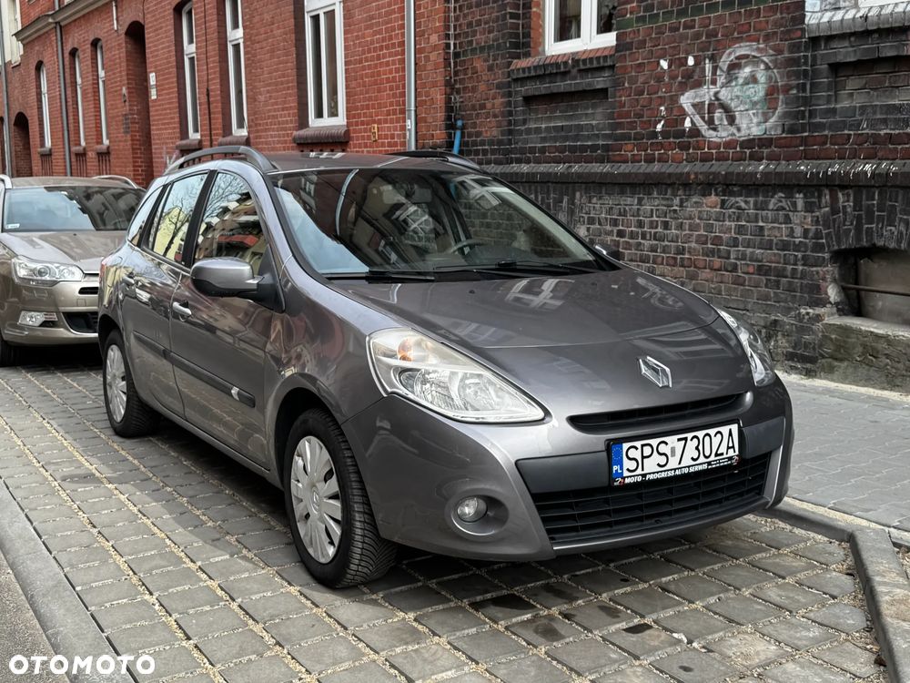 Renault Clio - 1
