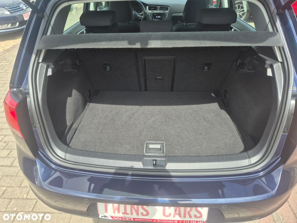 Volkswagen Golf 2.0 TDI SCR Comfortline - 11
