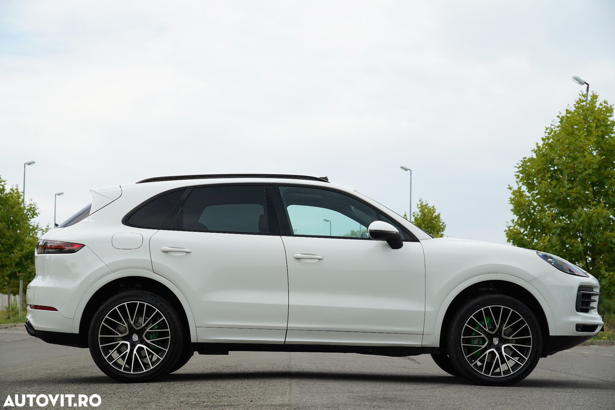 Porsche Cayenne Coupe Standard - 31