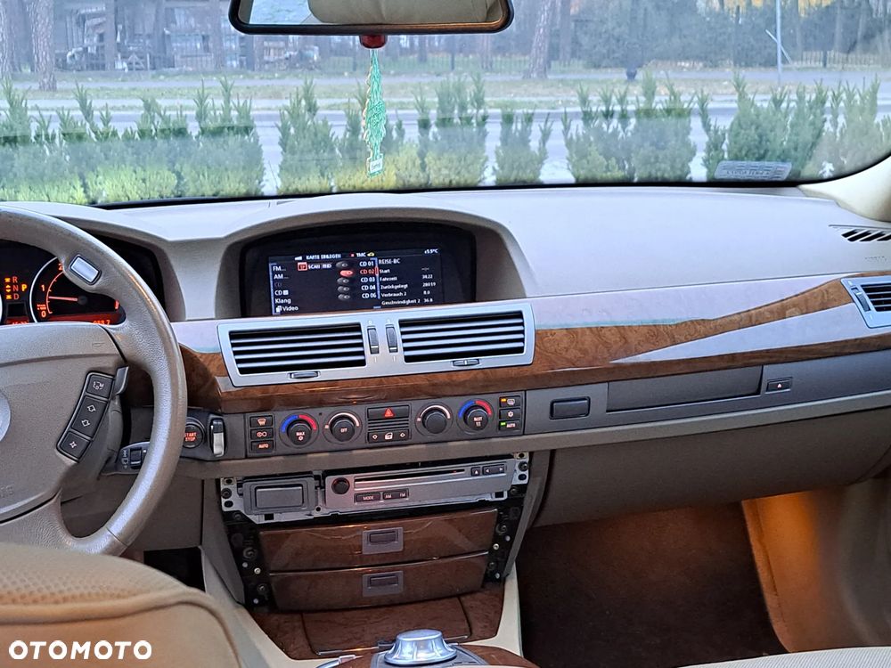 BMW Seria 7 730d - 4