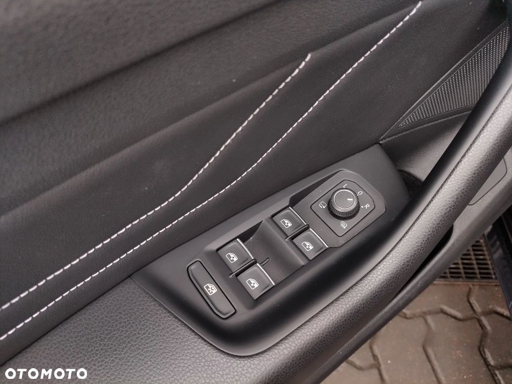 Volkswagen Arteon 2.0 TSI Elegance DSG - 17