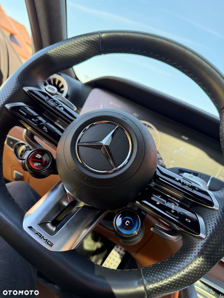 Mercedes-Benz AMG GT 43 4-Matic+ - 17