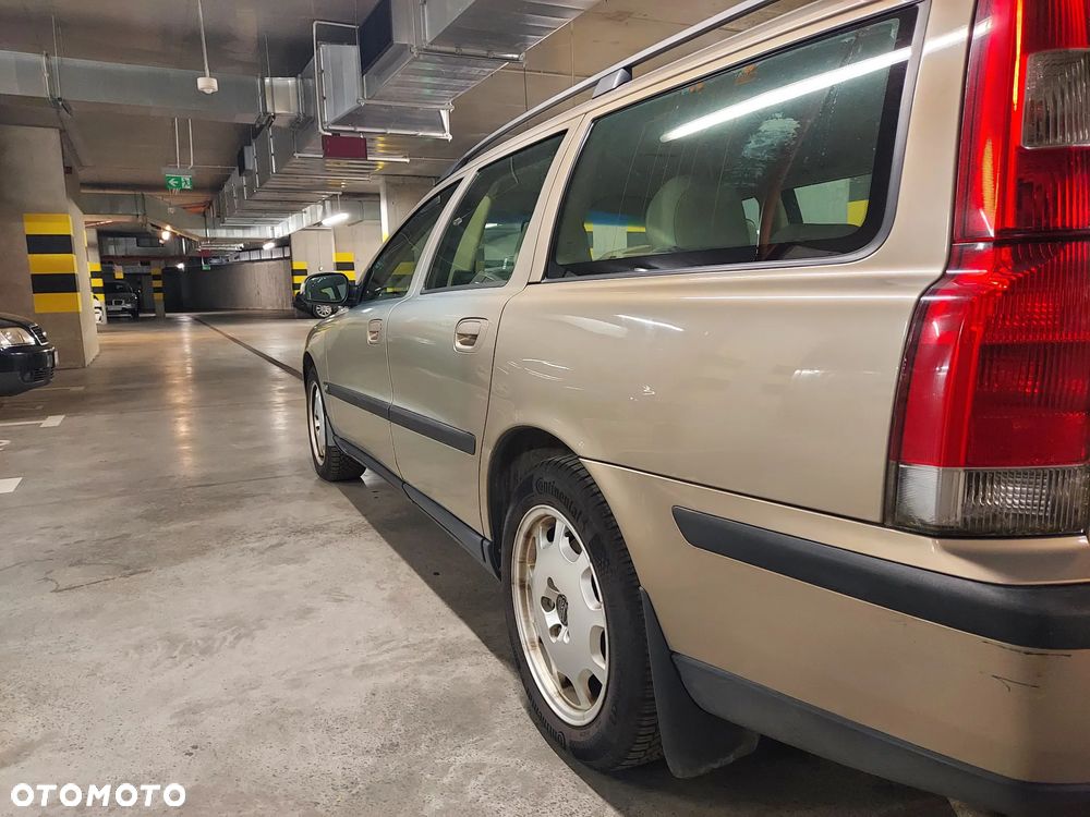 Volvo V70 - 9