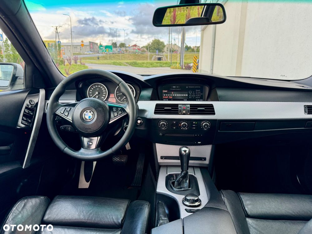 BMW Seria 5 530xd - 25