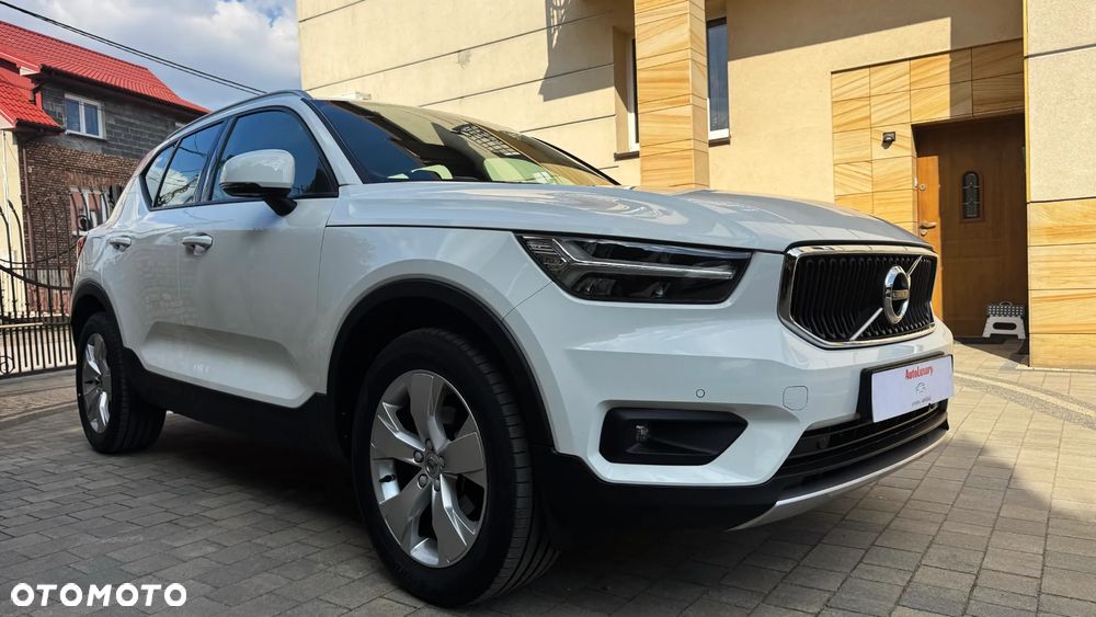 Volvo XC 40 T3 Geartronic Momentum Pro - 14