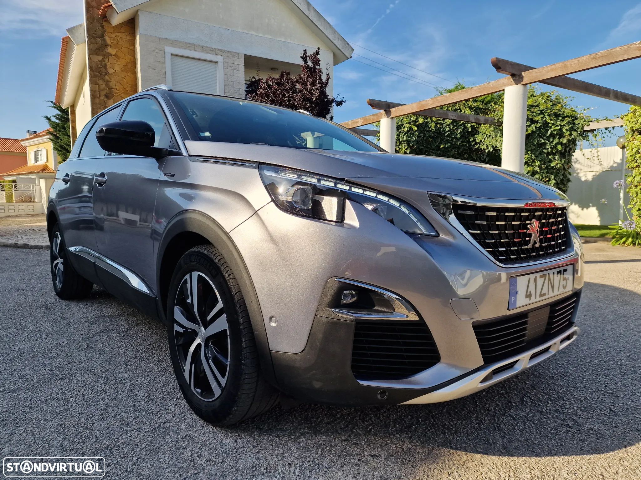 Peugeot 5008 1.5 BlueHDi GT Line J19 EAT8 - 1