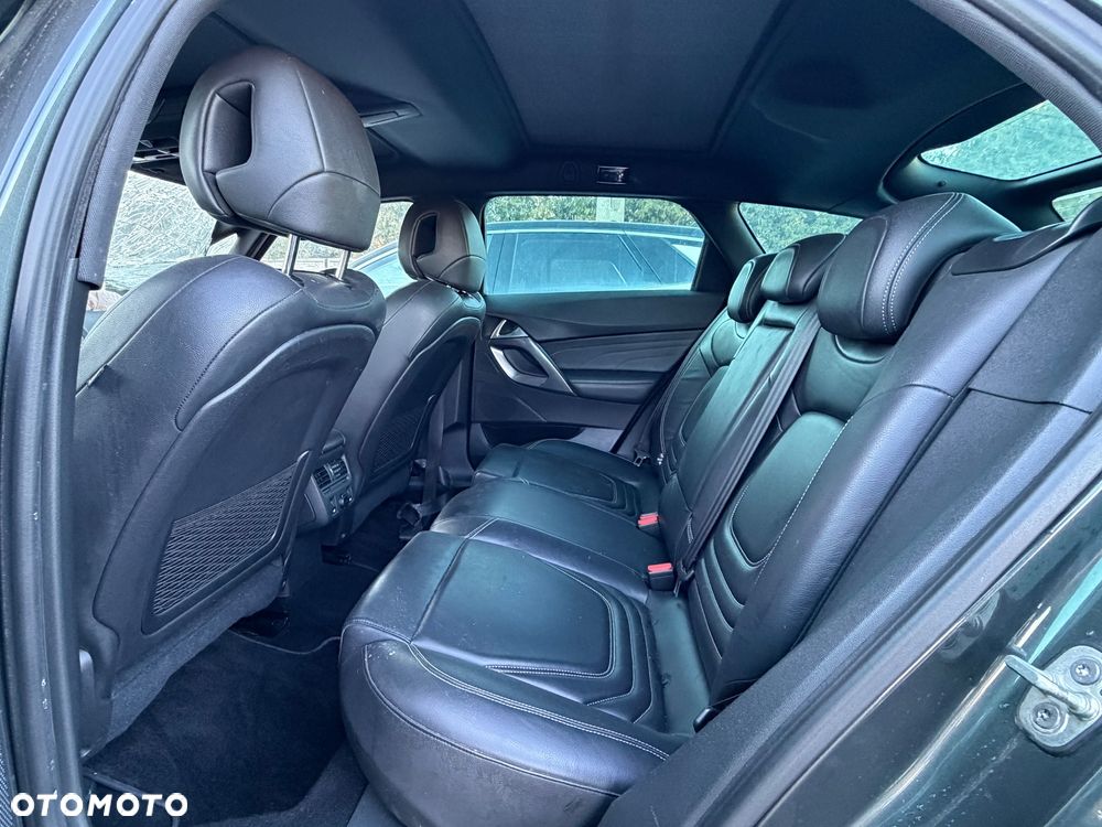 Citroën DS5 e-HDi 115 EGS6 SoChic - 8