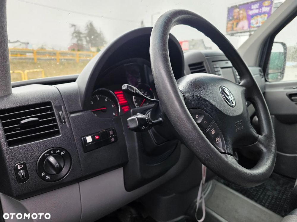 Volkswagen CRAFTER - 8