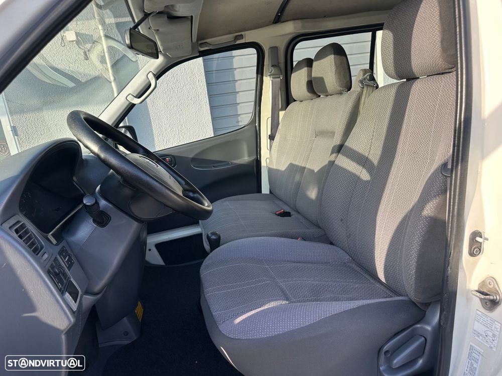 Toyota HiAce 2.5 D-4D Curto 2.8T AC - 11