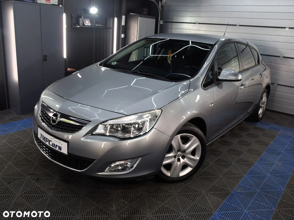 Opel Astra 1.4 Turbo - 28
