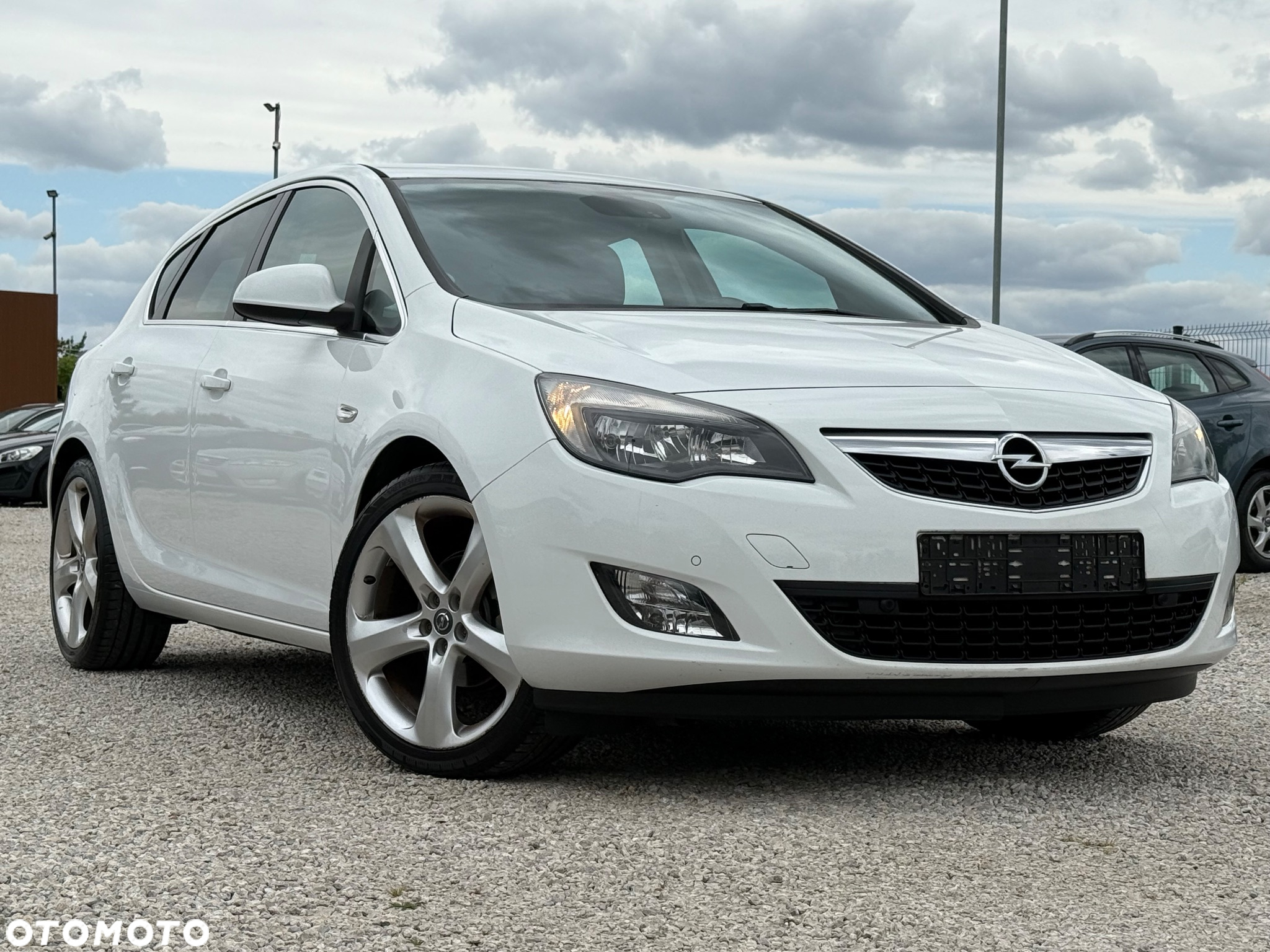Opel Astra 1.4 Turbo Cosmo - 15