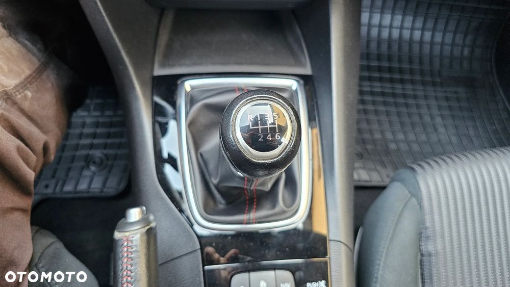 Mazda 3 SKYACTIV-G 165 Exclusive-Line - 39