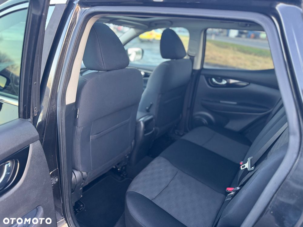 Nissan Qashqai 1.2 DIG-T N-Connecta - 12