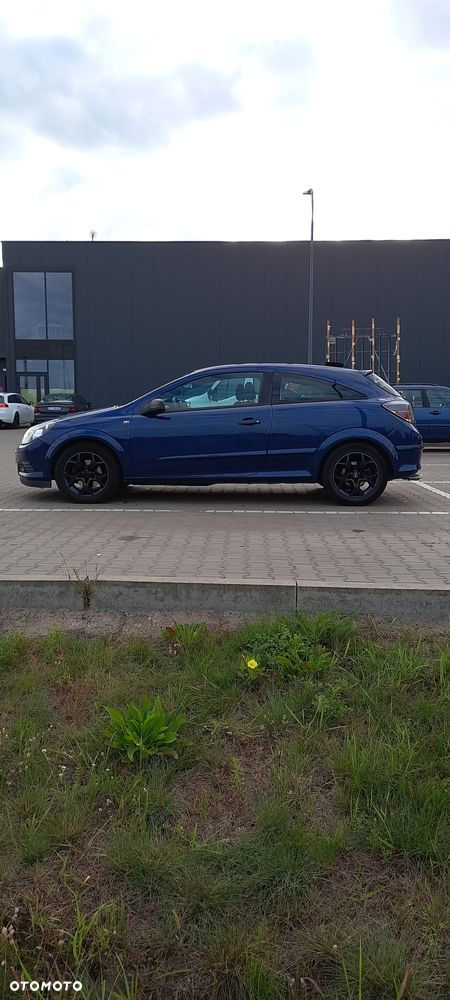 Opel Astra III GTC 1.6 Sport Easytronic - 3