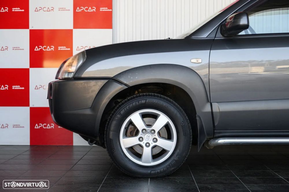 Hyundai Tucson 2.0 2WD GLS - 15