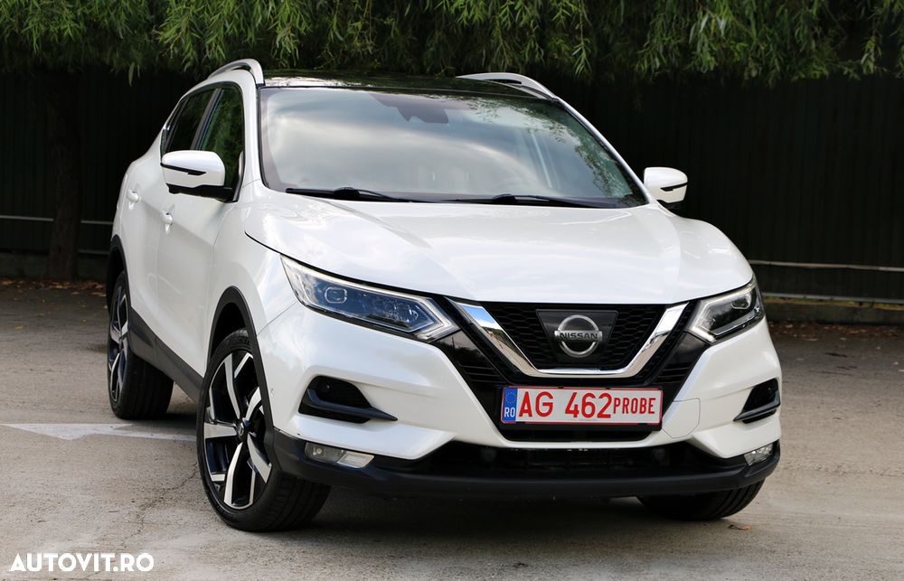 Nissan Qashqai 1.6 DCI Xtronic TEKNA - 1
