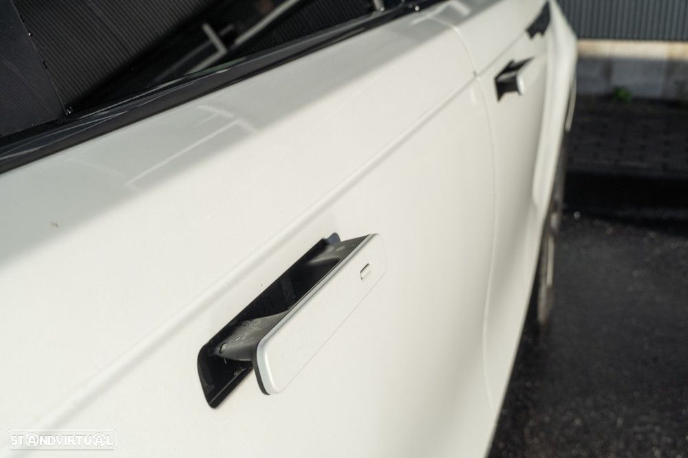 Land Rover Range Rover Velar 2.0 P400e AWD HSE - 17