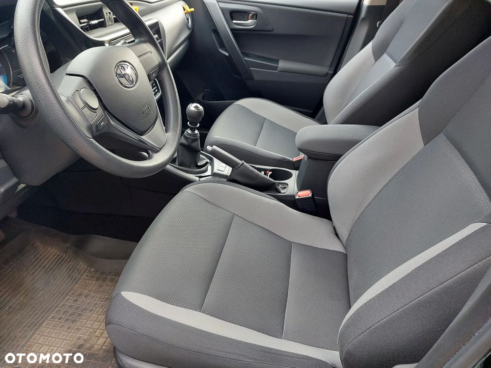 Toyota Auris 1.6 Active - 6