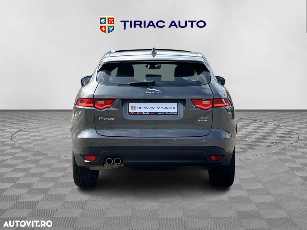 Jaguar F-Pace - 4