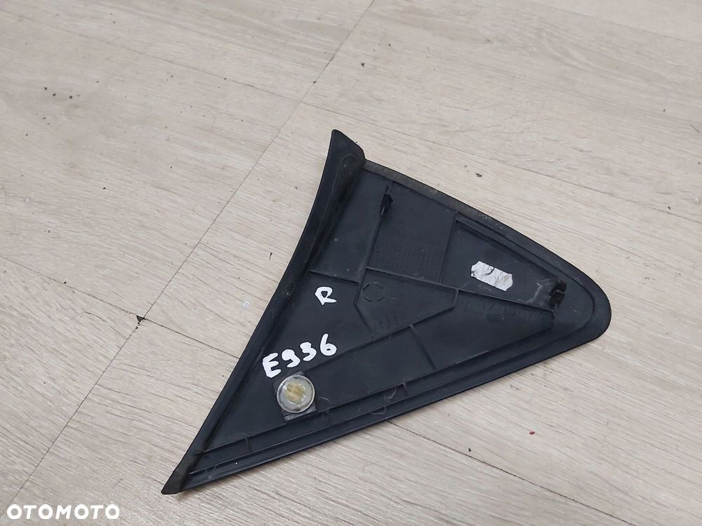 Toyota Yaris II trójkąt błotnika prawy przód zaślepka prawa 60117-0D060 - 3