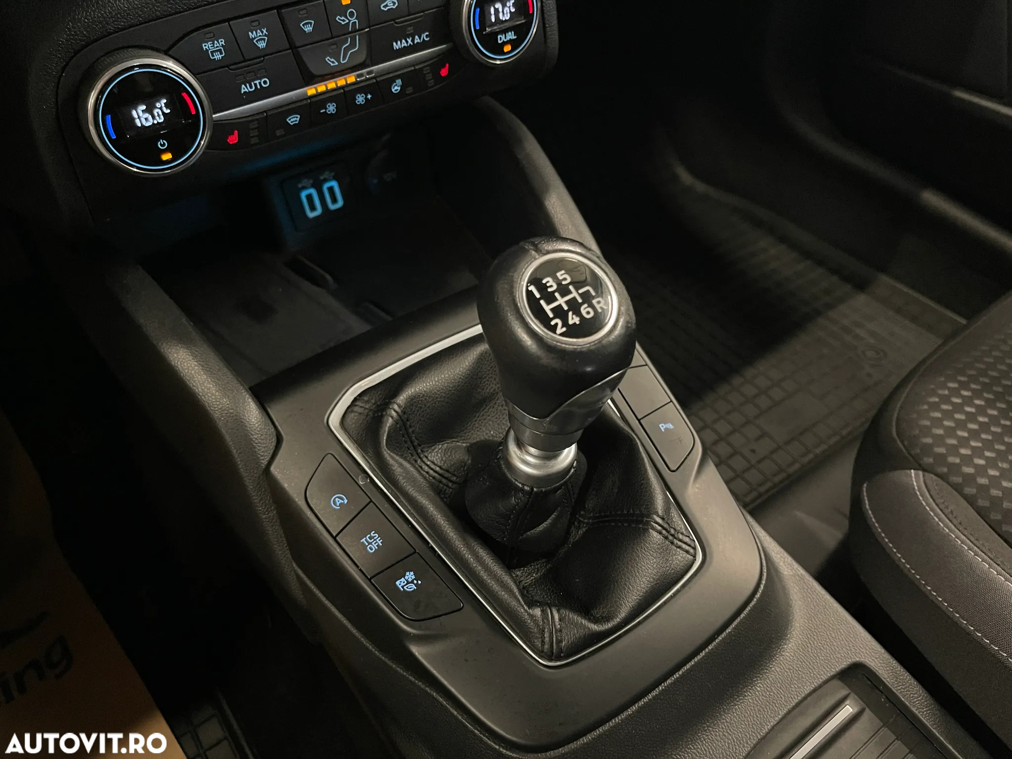 Ford Focus 1.0 EcoBoost MHEV Connected - 22