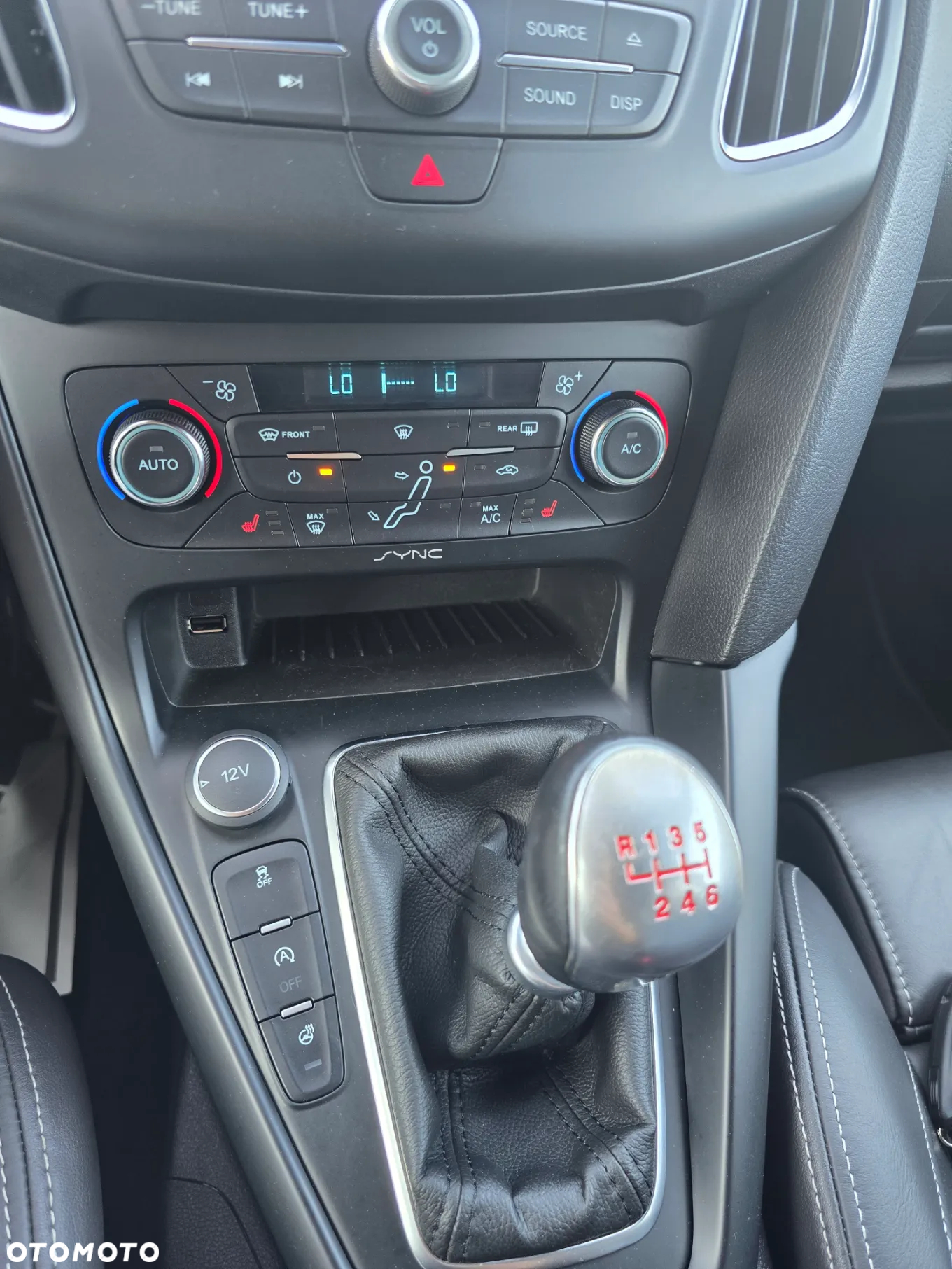Ford Focus 2.0 EcoBoost ST mit Leder-Exclusiv-Paket - 10