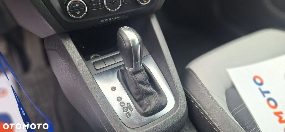 Volkswagen Jetta - 15