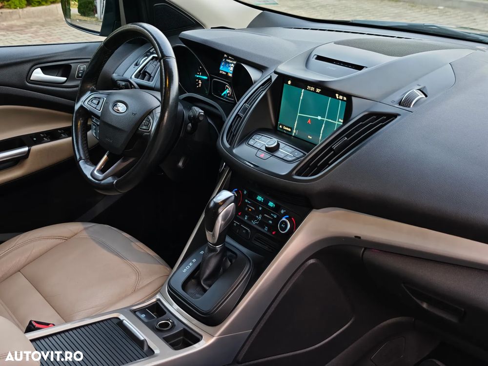 Ford Kuga 2.0 TDCi Powershift 4WD Titanium - 21