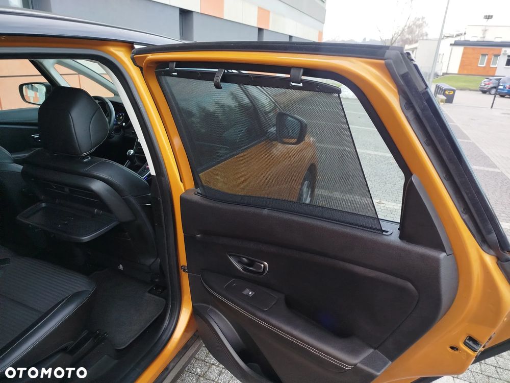 Renault Scenic ENERGY TCe 130 S&S Paris - 24