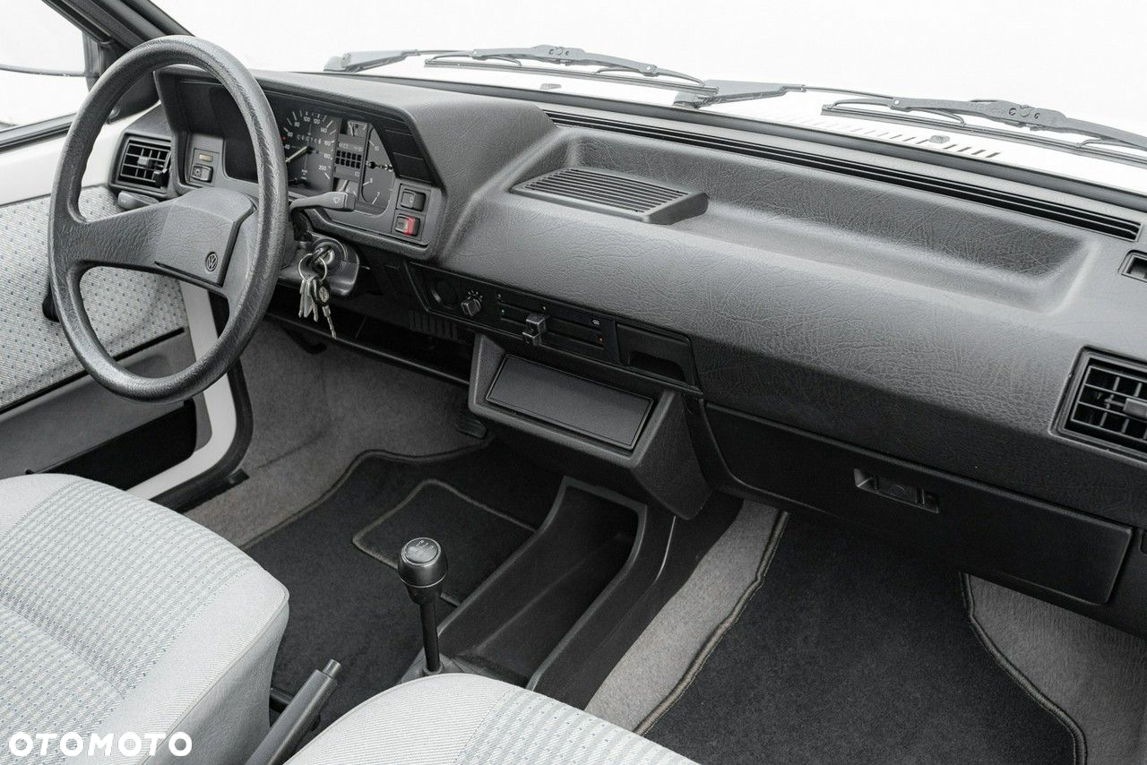 Volkswagen Polo - 27