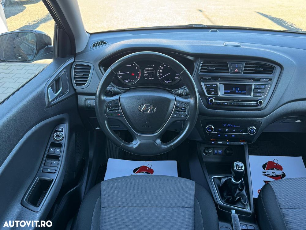 Hyundai i20 1.2 Comfort - 23