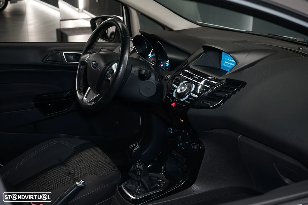 Ford Fiesta 1.0 Ti-VCT Titanium - 16
