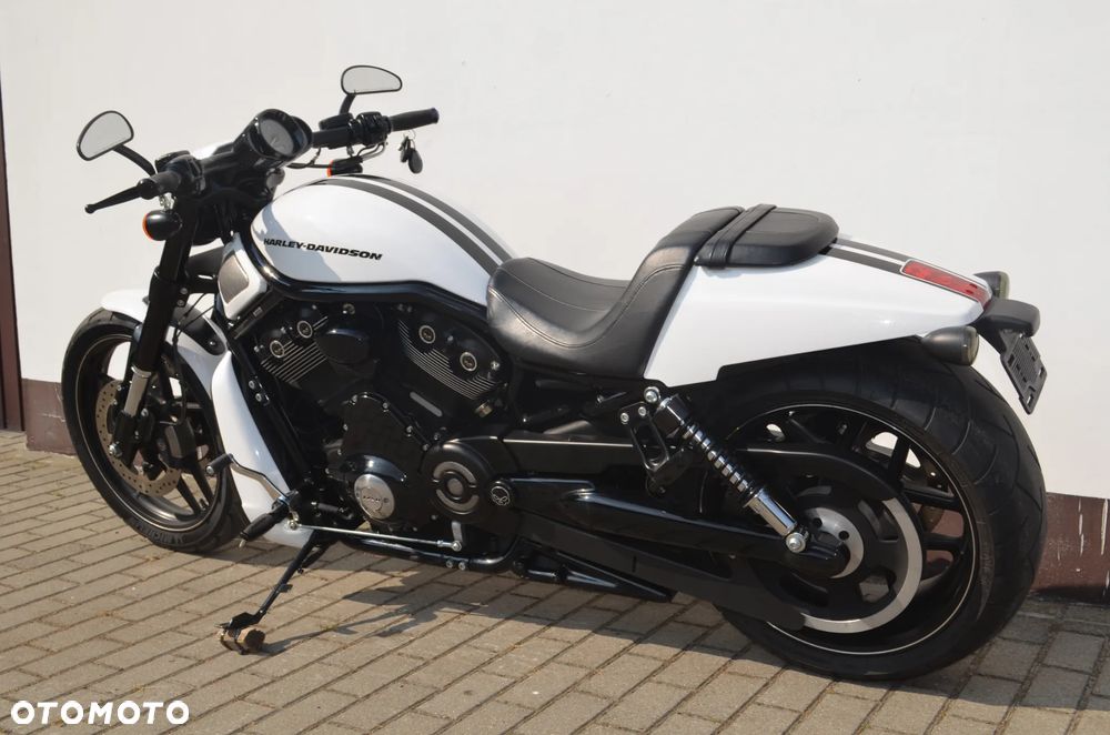 Harley-Davidson V-Rod Night Rod - 6