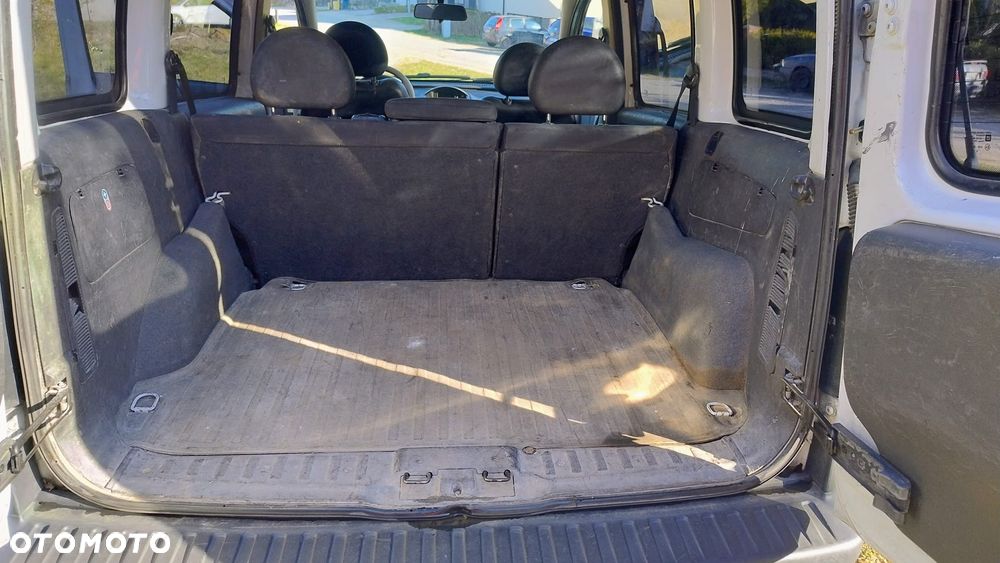 Opel Combo Tour Essentia - 20