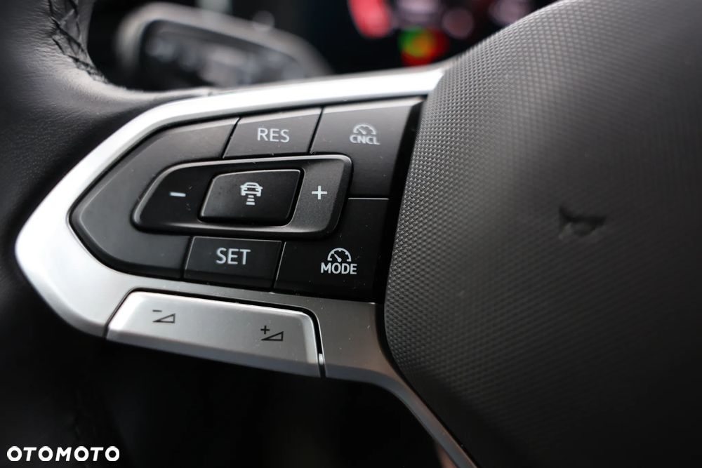 Volkswagen Tiguan 2.0 TDI SCR DSG Life - 25