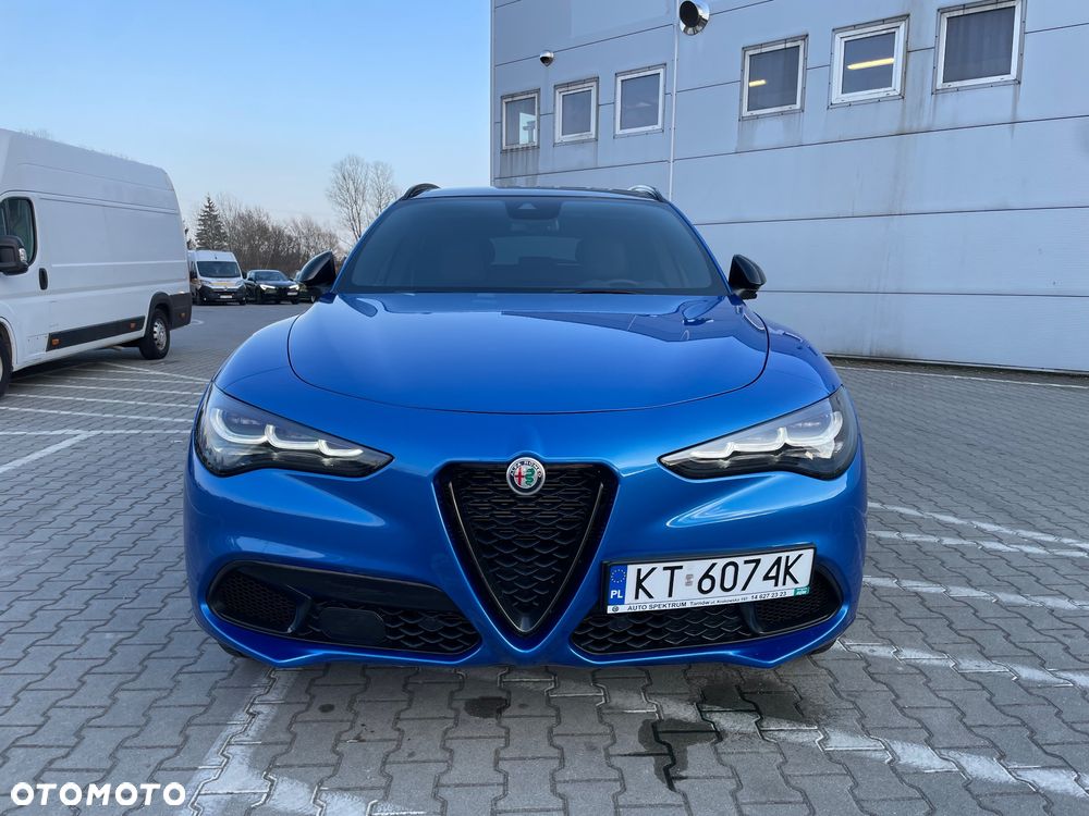 Alfa Romeo Stelvio 2.0 Turbo 16V AT8-Q4 Veloce - 1