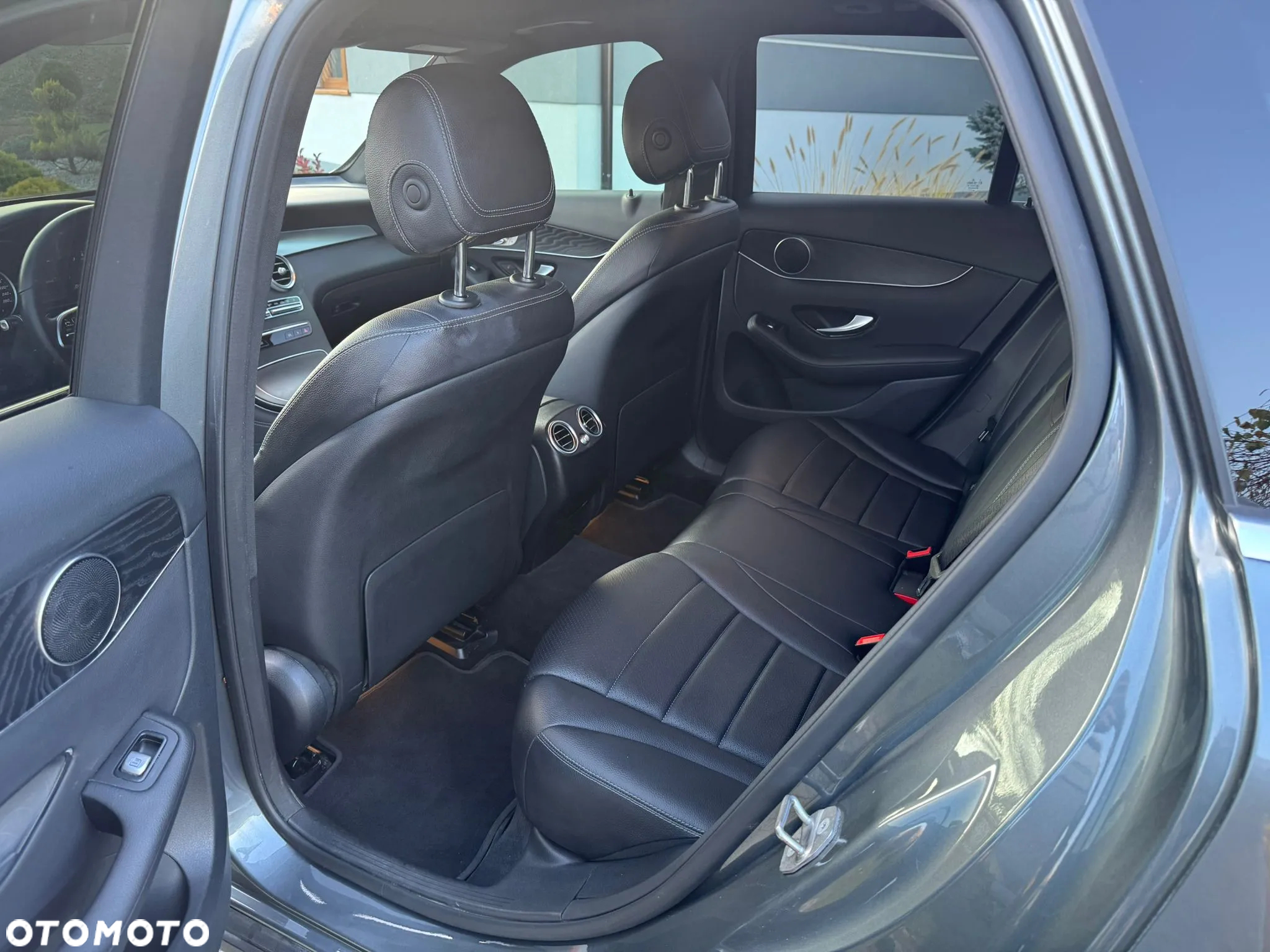 Mercedes-Benz GLC 300 Coupe 4Matic 9G-TRONIC - 15