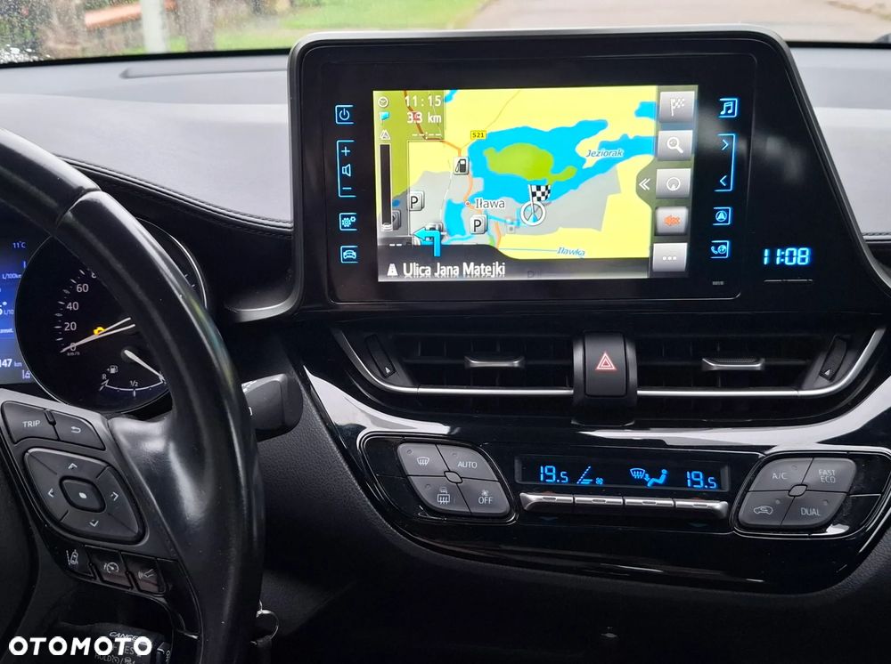 Toyota C-HR - 8