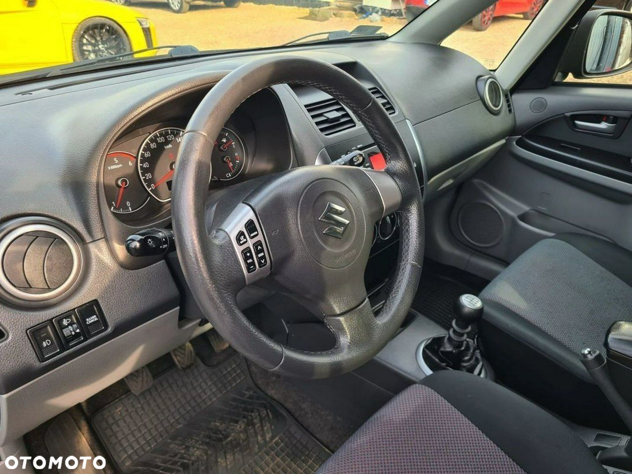 Suzuki SX4 1.9 DDiS DPF 4x2 Comfort - 15