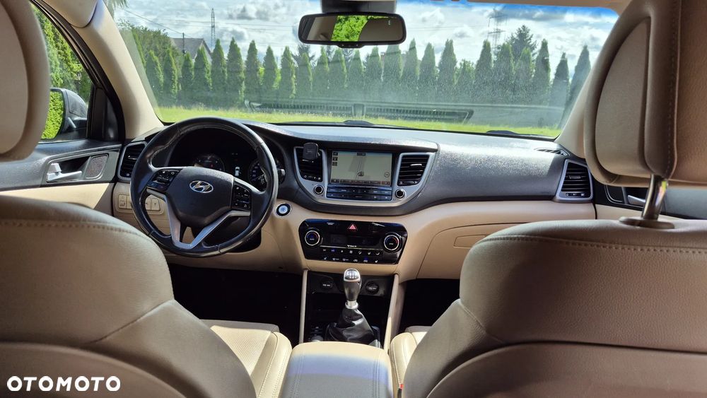 Hyundai Tucson 1.7 CRDI BlueDrive Comfort 2WD - 15