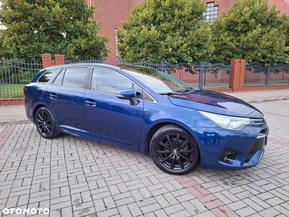 Toyota Avensis 2.0 Prestige MS - 9