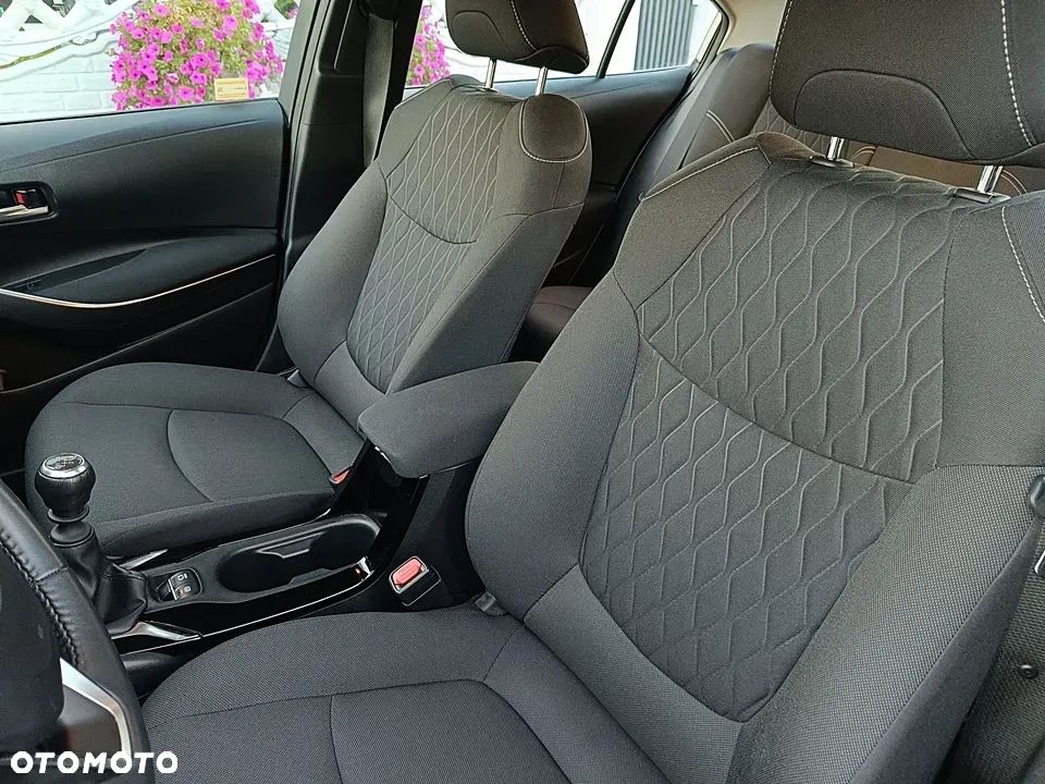 Toyota Corolla 1.5 Comfort - 19