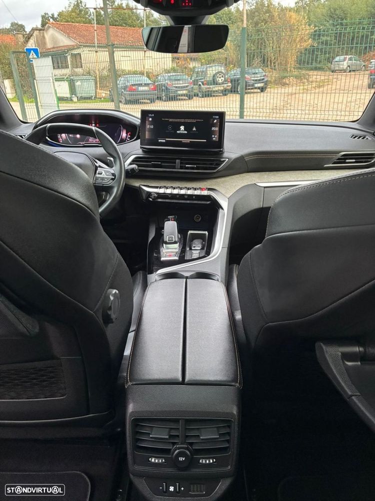 Peugeot 5008 1.5 BlueHDi GT EAT8 - 25