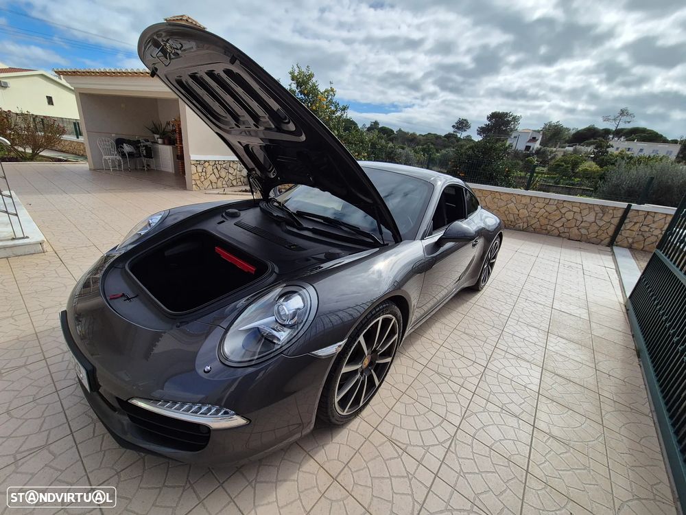 Porsche 911 Série F - 6