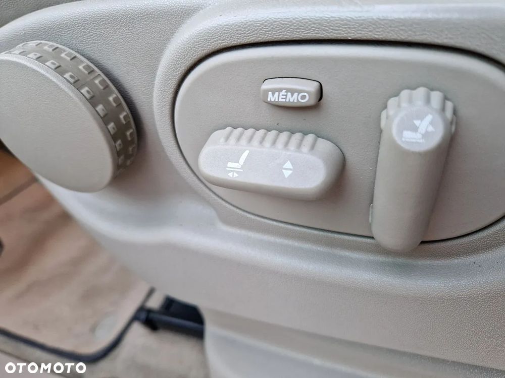 Renault Grand Espace Gr 2.0T Voyage - 19