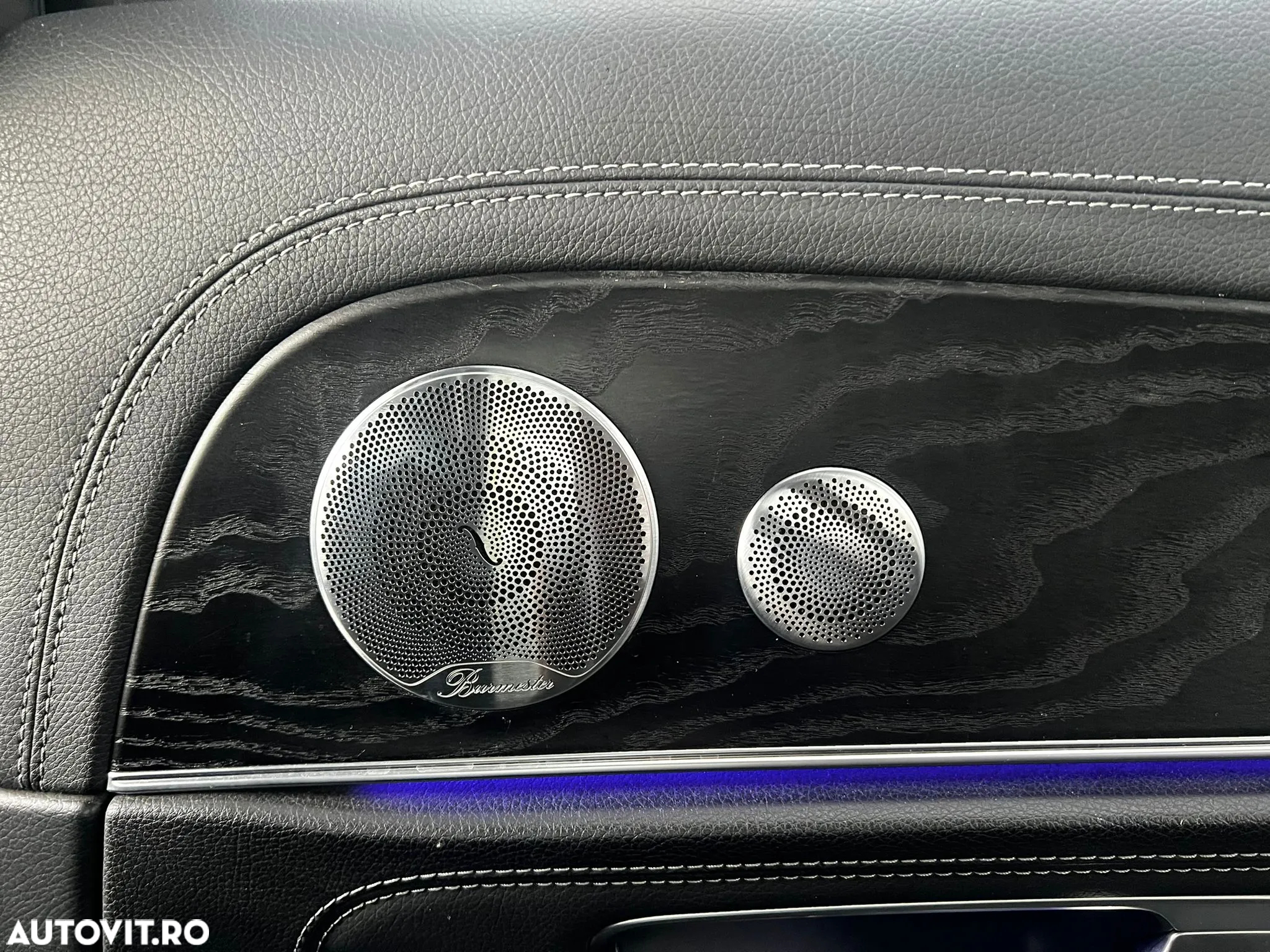 Mercedes-Benz E 220 d 4MATIC Aut. - 12