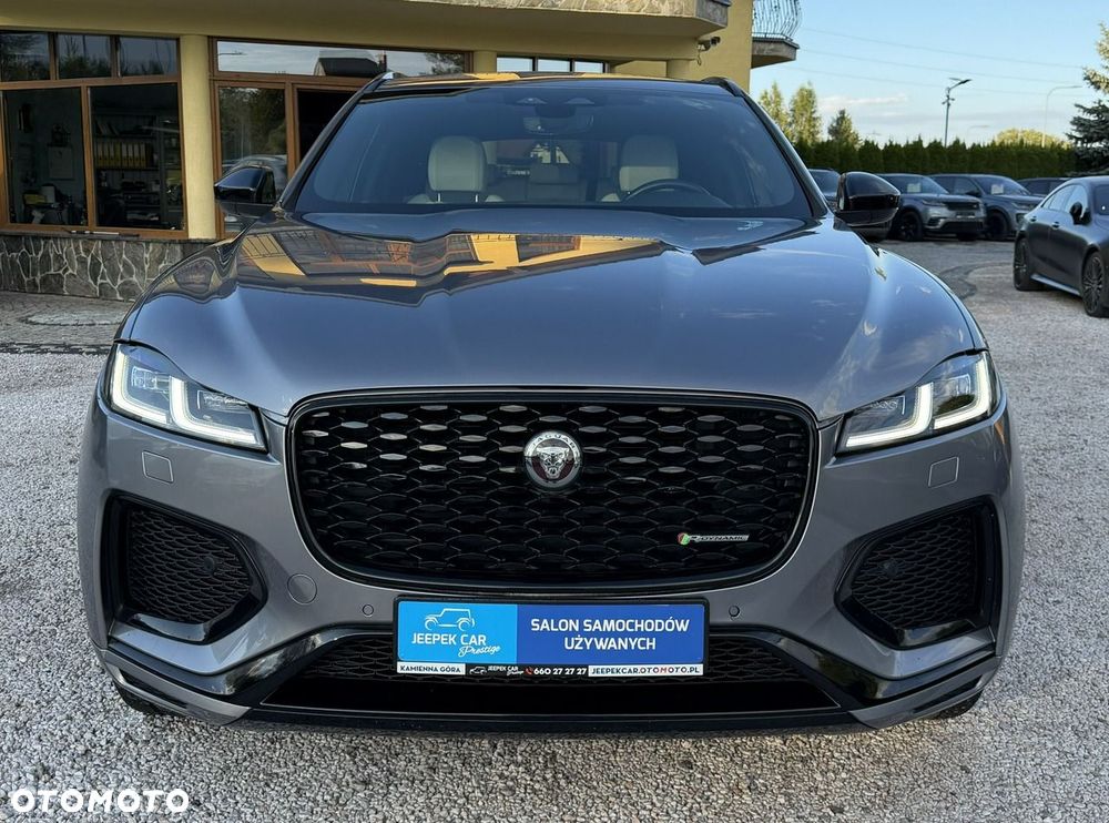 Jaguar F-Pace P250 AWD R-Dynamic Black - 2