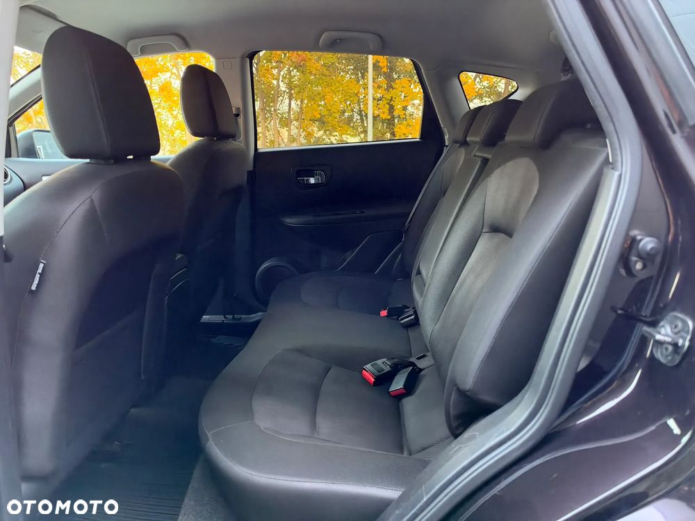 Nissan Qashqai - 25
